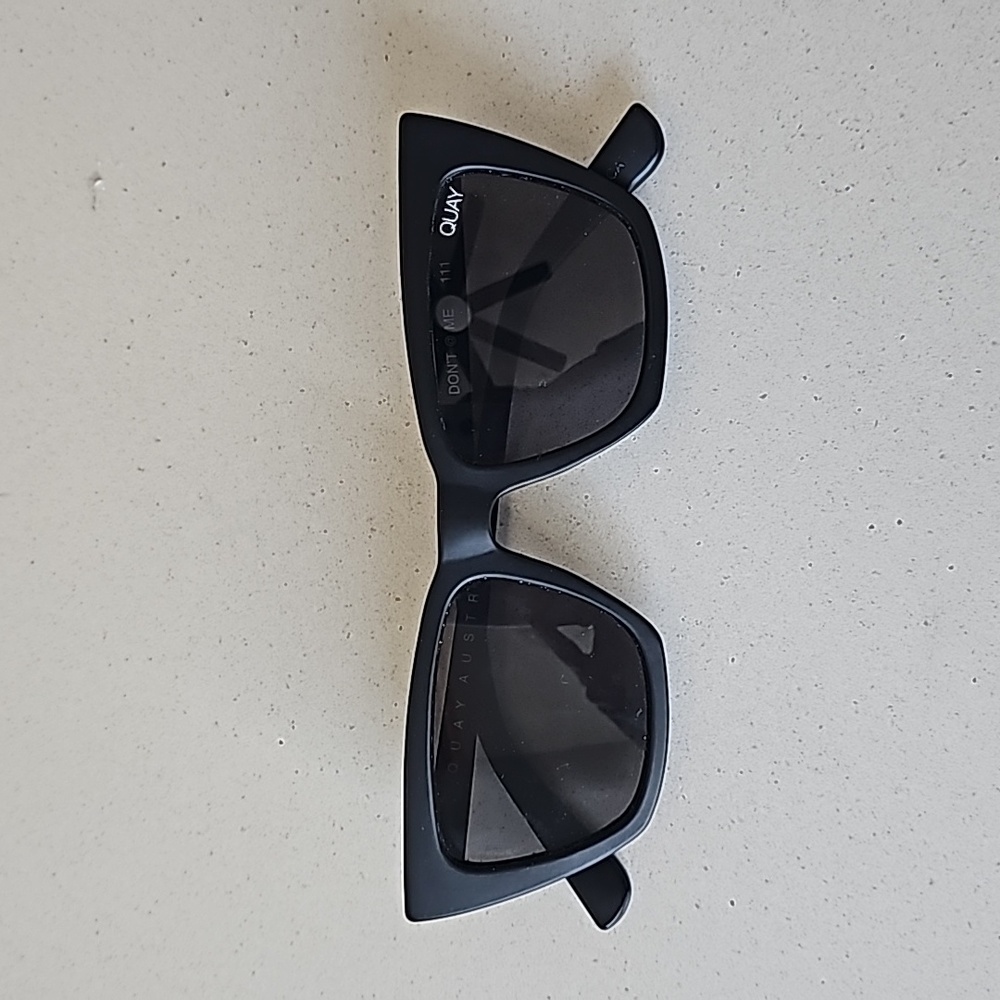 Quay sunglasses.  Don't @ me